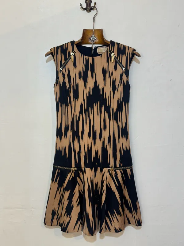 Vestido camel y negro