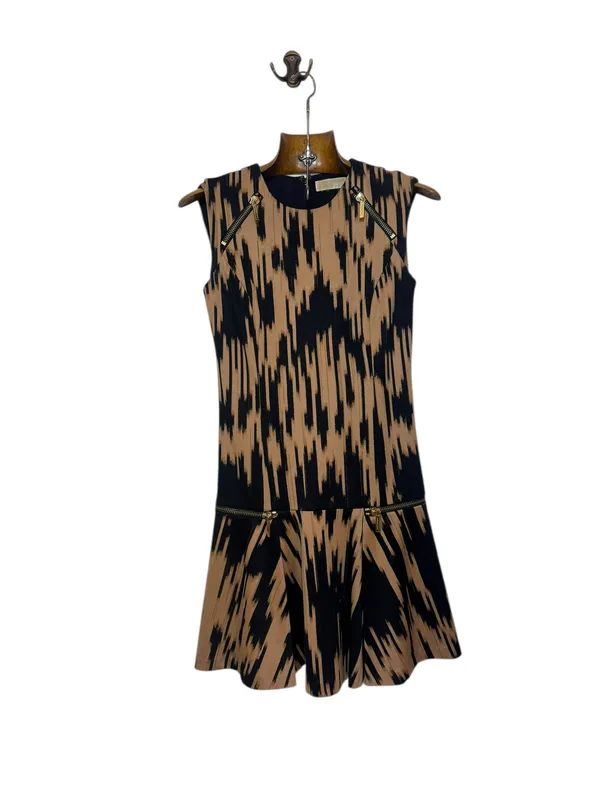 Vestido camel y negro