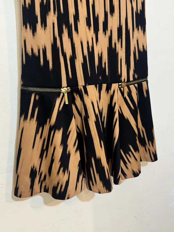 Vestido camel y negro