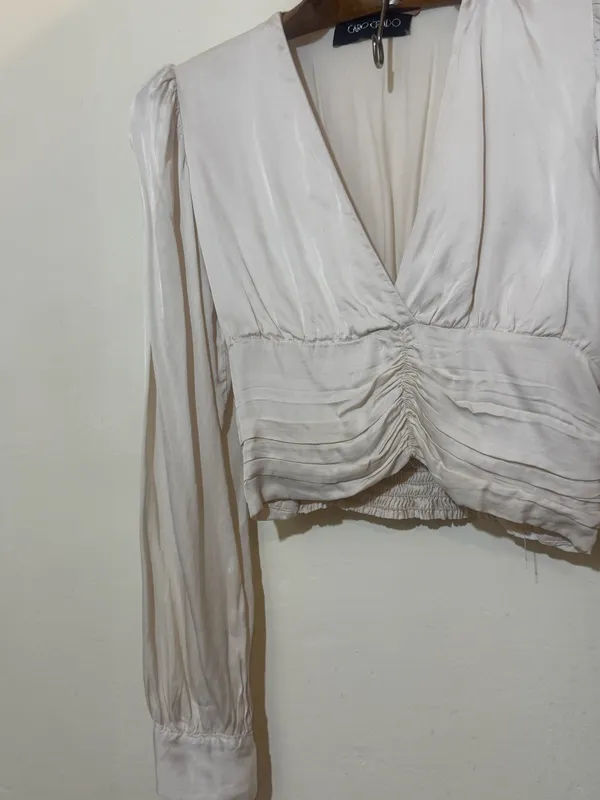 Blusita blanca satén