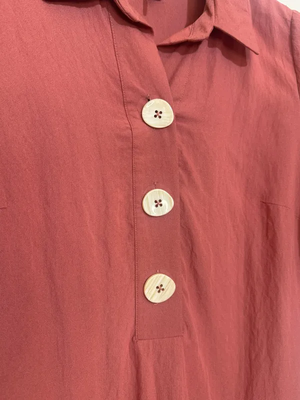 Vestido color ladrillo