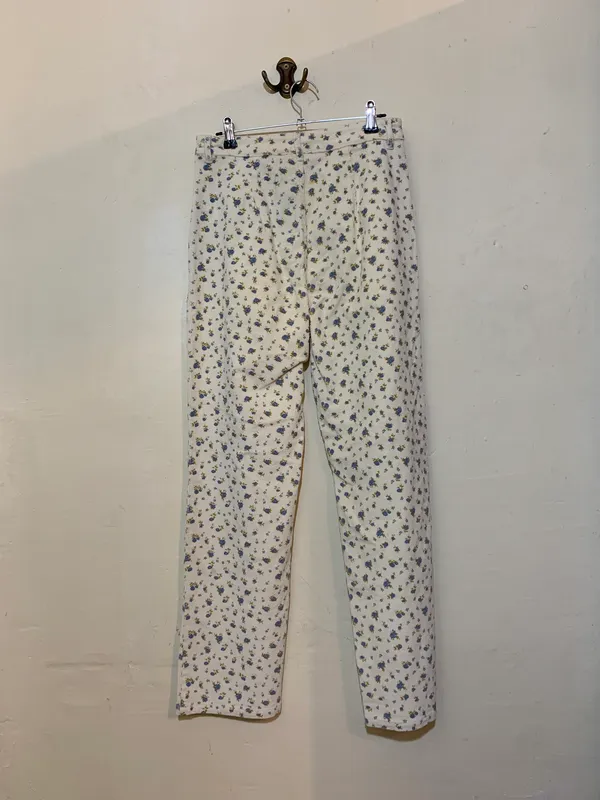Pantalon estampado de pana