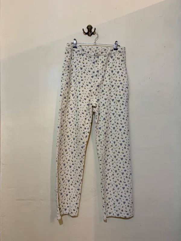 Pantalon estampado de pana