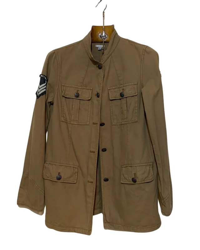 Chaqueta militar