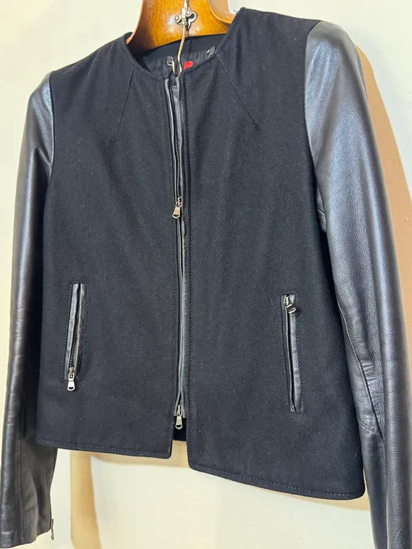 Campera negra paño y cuero