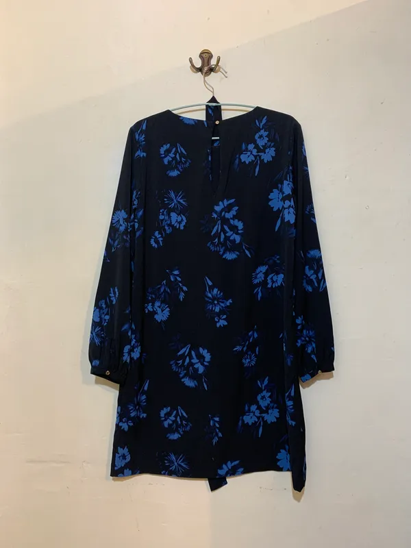 Vestido negro m/larga