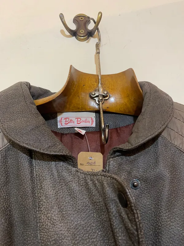 Campera de cuero vintage
