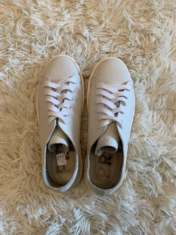 Championes cuero color blanco hielo PRUNE