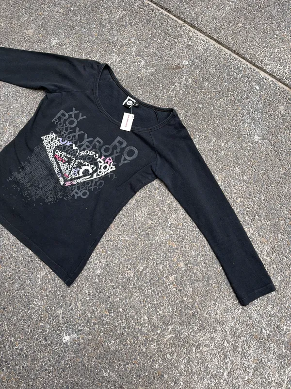 REMERA ROXY