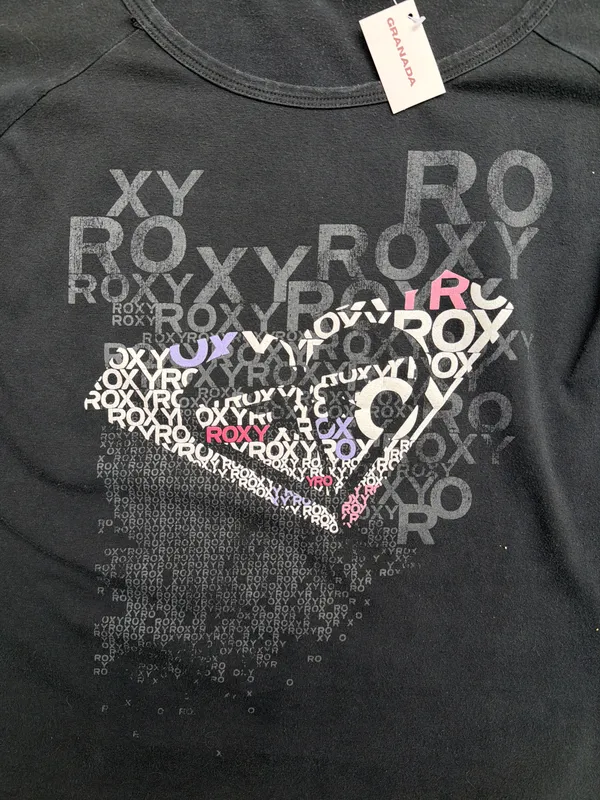 REMERA ROXY