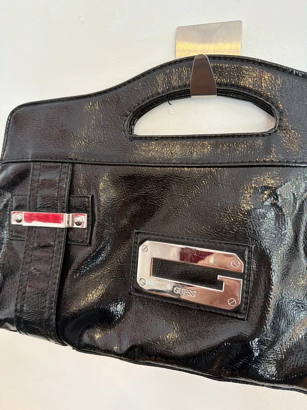 CARTERA GUESS