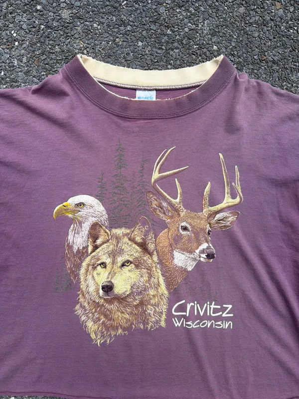REMERA LOBO VIOLETA
