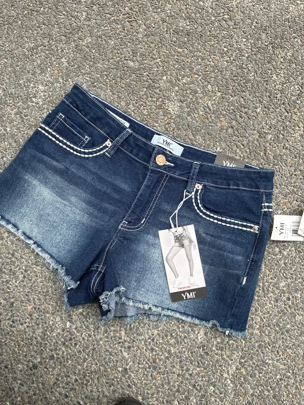 SHORT Y2K