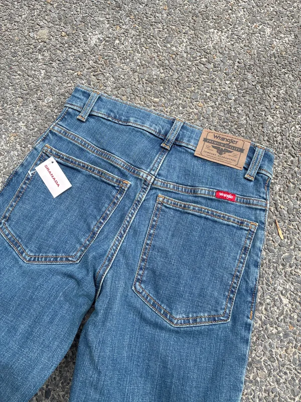 PANTALON WRANGLER 12