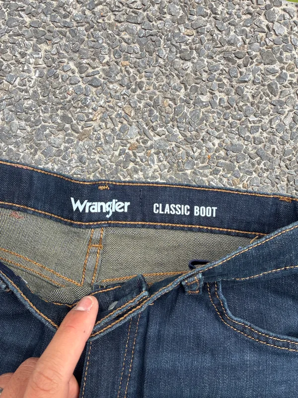 PANTALON WRANGLER 14