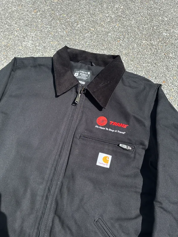 CAMPERA CARHARTT DETROIT BORDADA