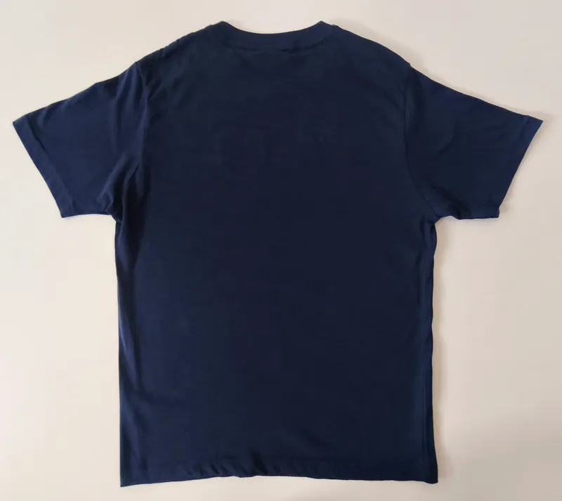 Remera manga corta. h&g. talle: 14.