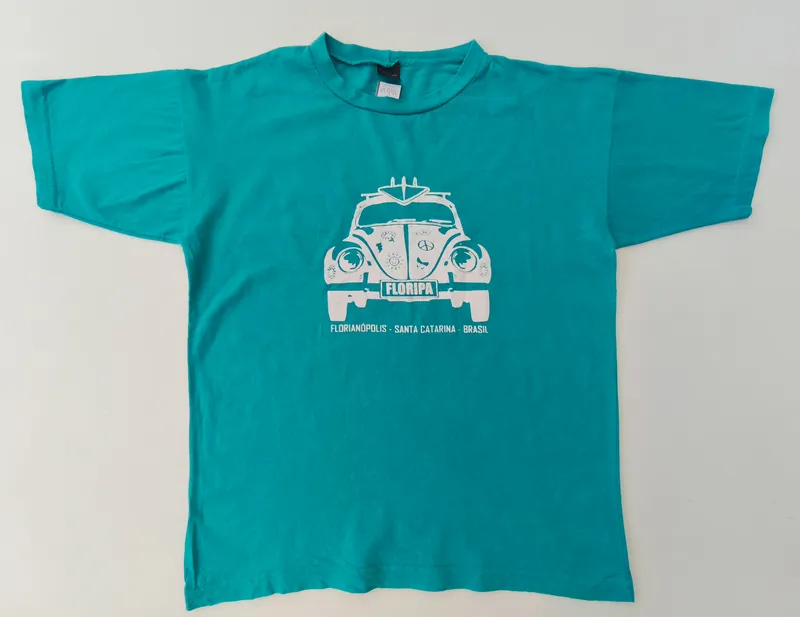 Remera manga corta. talle: 14 - 16.