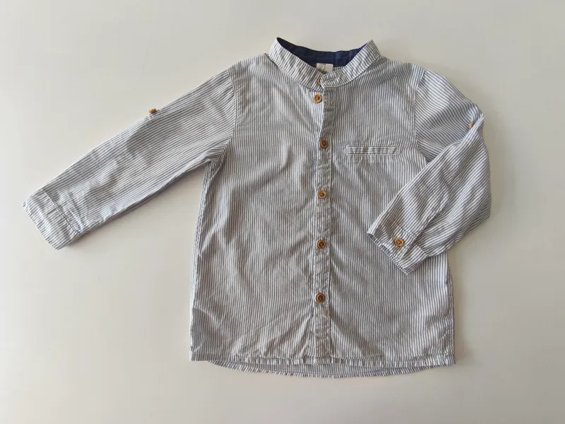 Camisa mangas larga. h&m. talle: 18 - 24 meses.