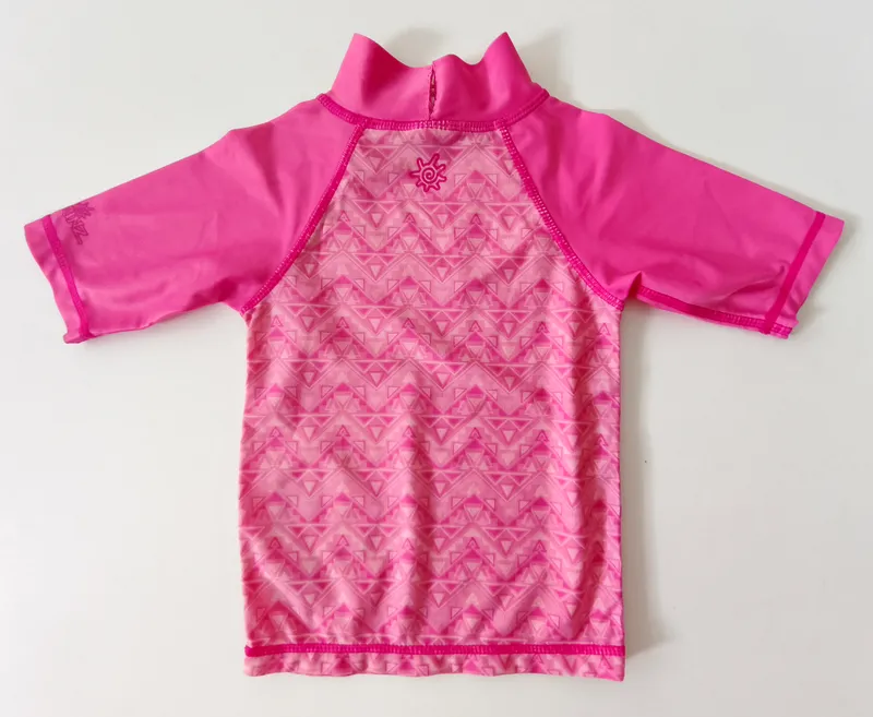 Remera manga corta. talle: 12 - 18 meses.