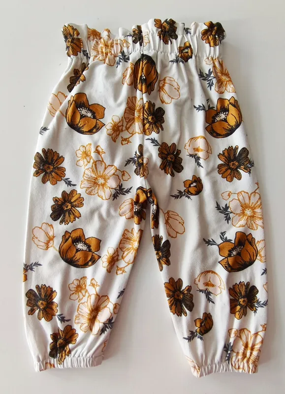 Pantalón. talle: 9 - 12 meses.