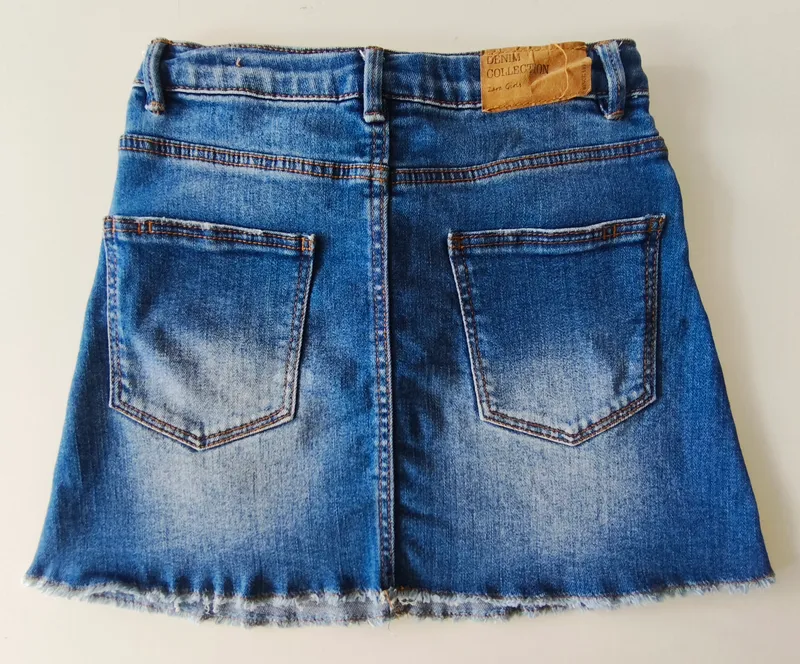 Falda. zara. talle: 8.