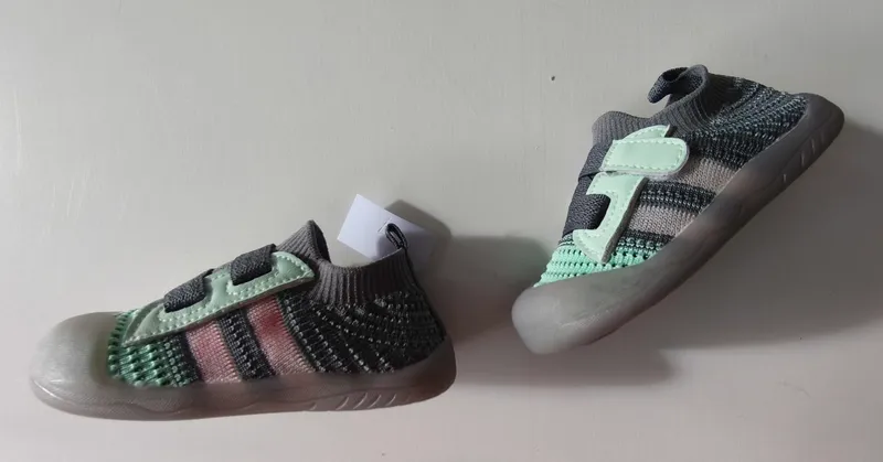 Zapatillas ergonómicas. xiaoliubao. talle: 20
