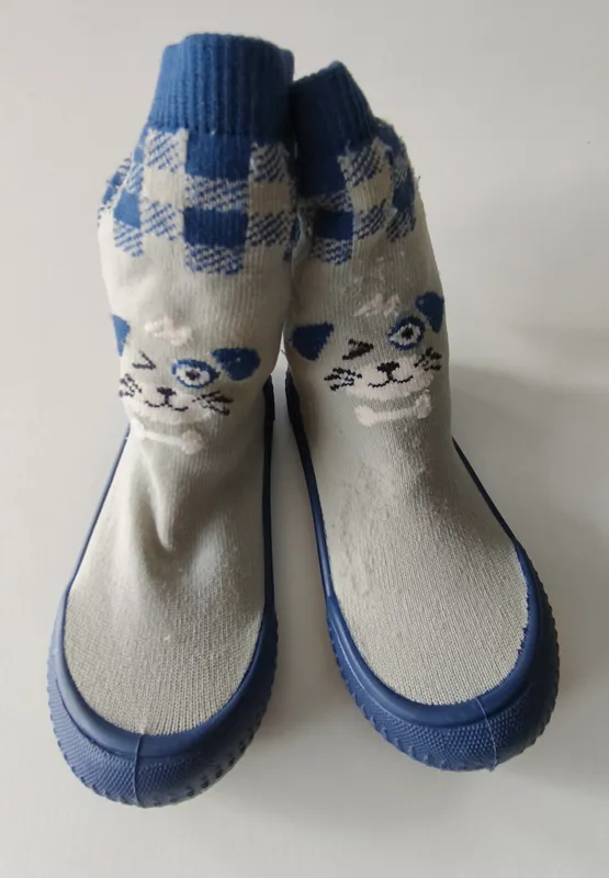 Pantumedias. pimpolho. talle: 24