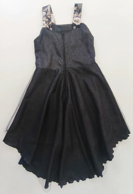 Vestido sin mangas. talle: 8 - 10.