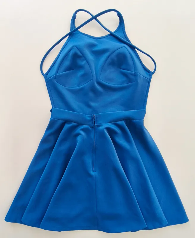 Vestido sin mangas. talle: 8 - 10.