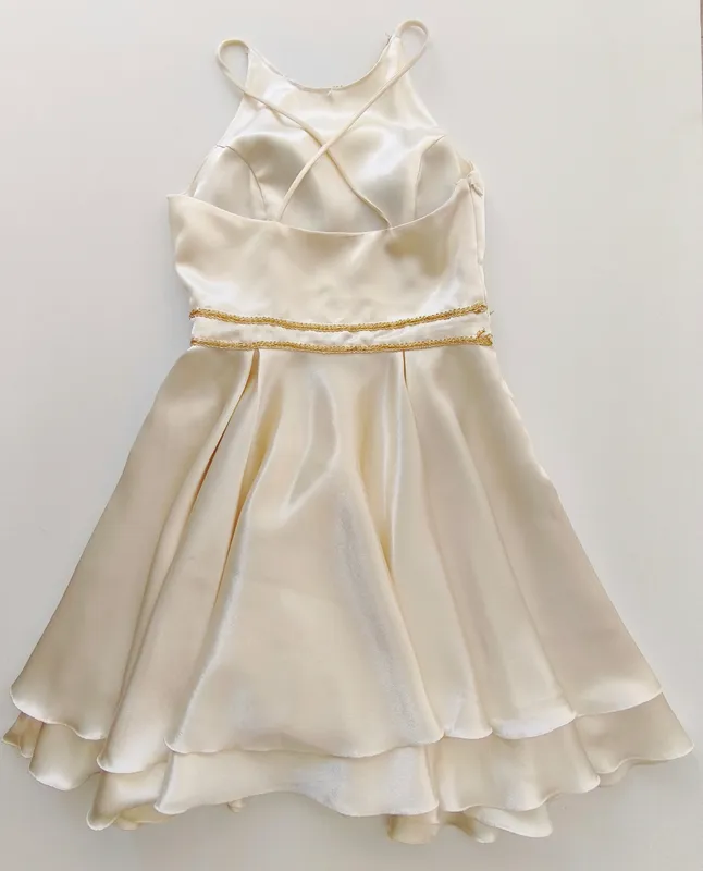 Vestido sin mangas. talle: 8 - 10.