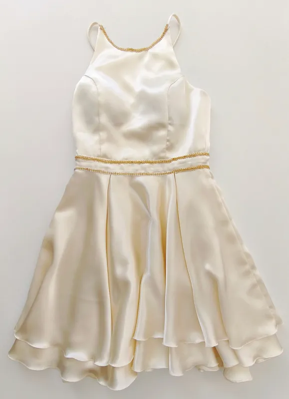 Vestido sin mangas. talle: 8 - 10.