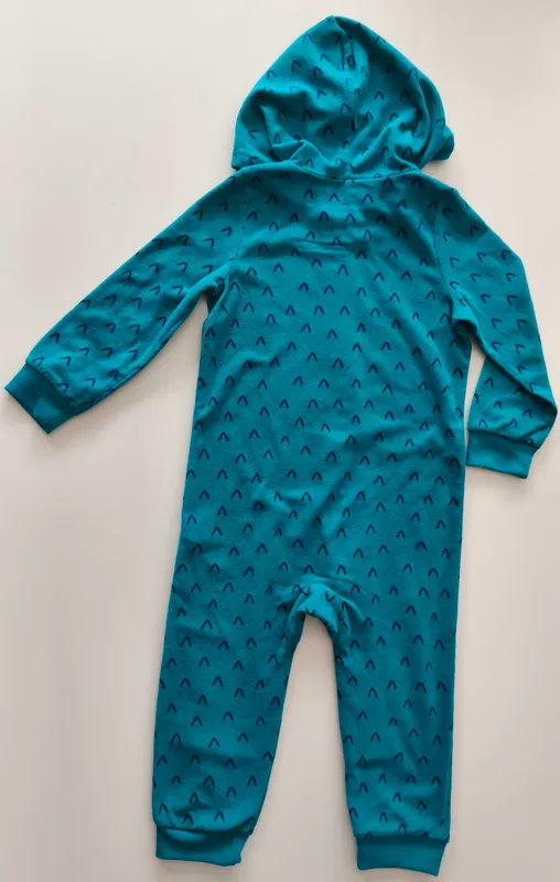 Pijama enterito con cierre. Carter's Talle: 3. 