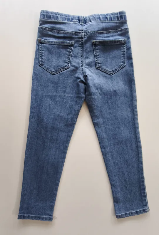 Leggins de jean claro. OshKosh. Talle: 6. 