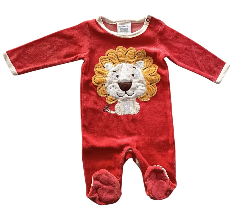 Dormilón de plush naranja con león