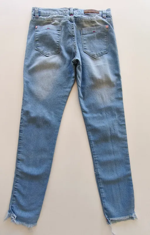 jean. Uni. Talle 8.