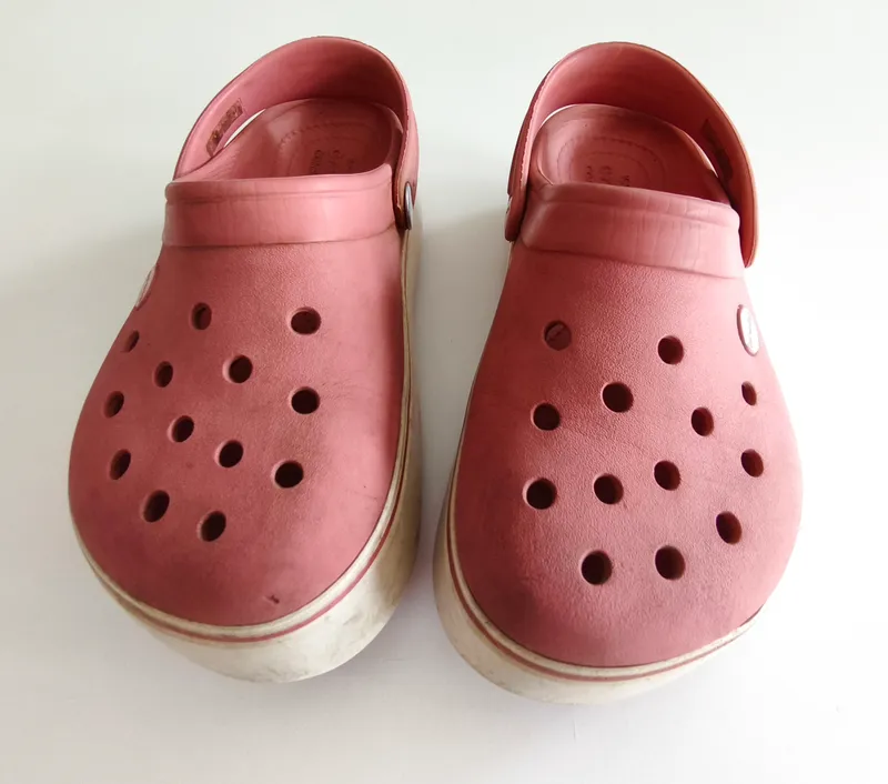 Crocs. crocs. talle: 36 - 37.