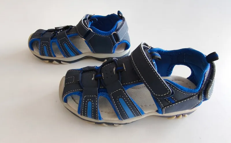 Sandalias. croco kids. talle: 30 Eur.