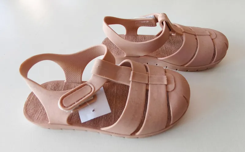 Sandalias. talle: 25 eur.