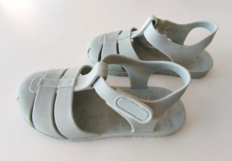 Sandalias. talle: 25 eur.