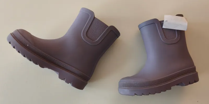 Botas de lluvia. Talle: 24