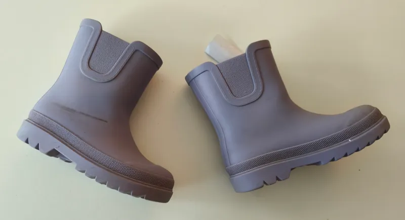 Botas de lluvia. Talle: 24