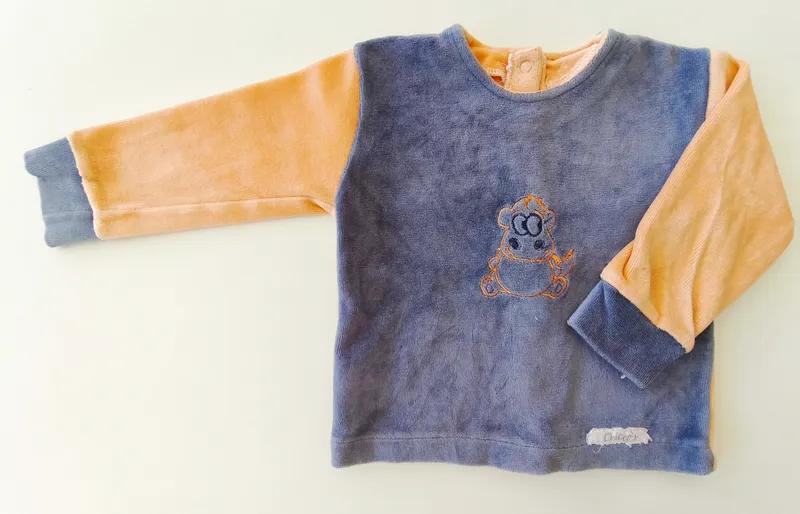 Conjunto. Chicco's. Talle 3 - 6 meses.