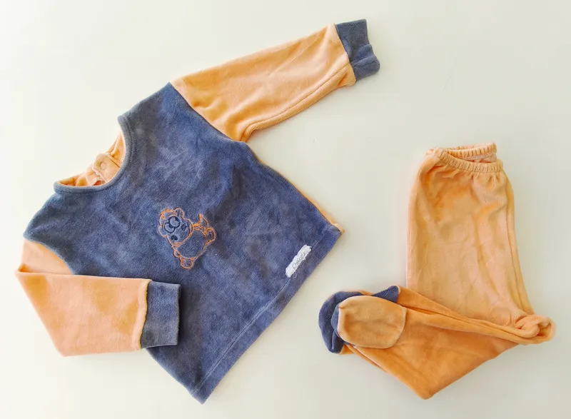 Conjunto. Chicco's. Talle 3 - 6 meses.