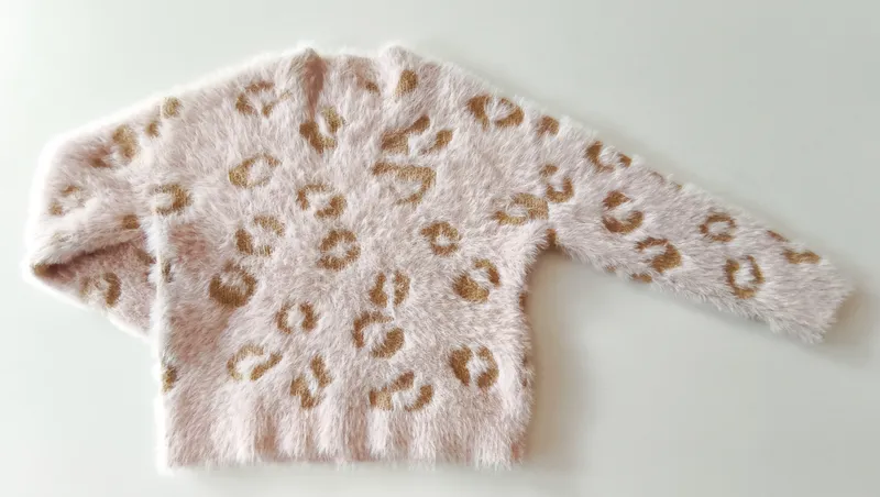 Sweater. Pappolino. Talle 4 - 5.