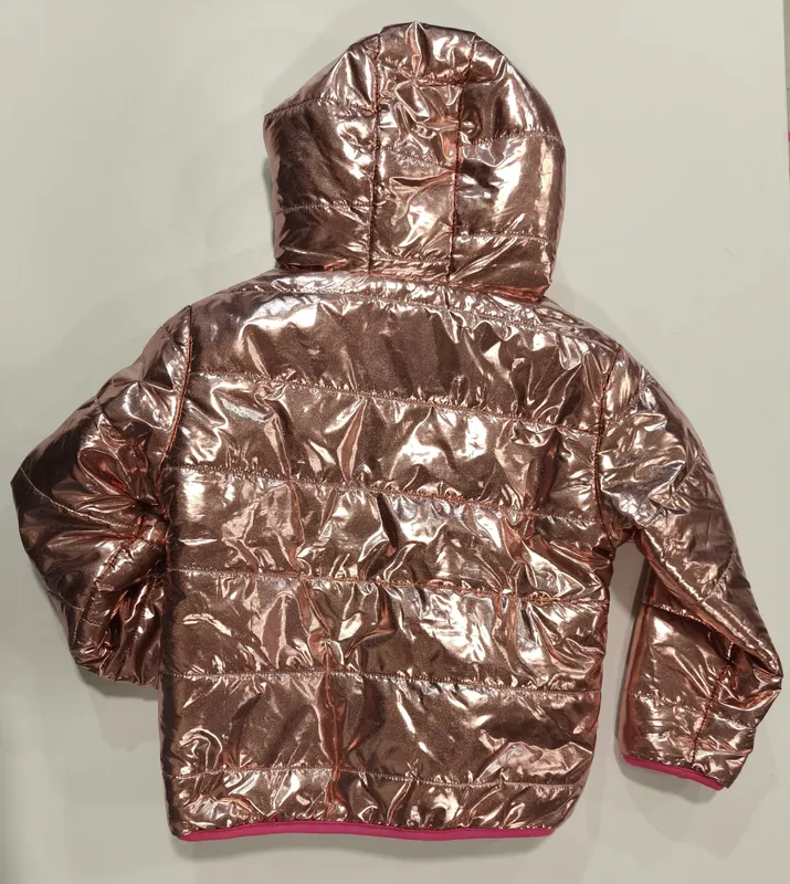 Campera. Talle 5 - 6.