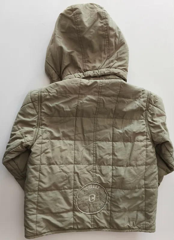 Campera. cheeky. Talle 6.