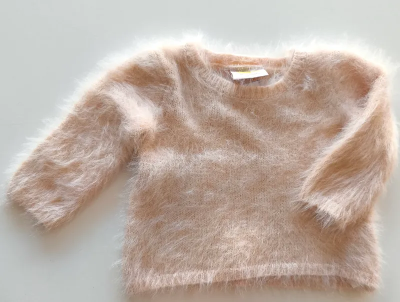 Sweater. crazy8. Talle 12 - 18 meses.