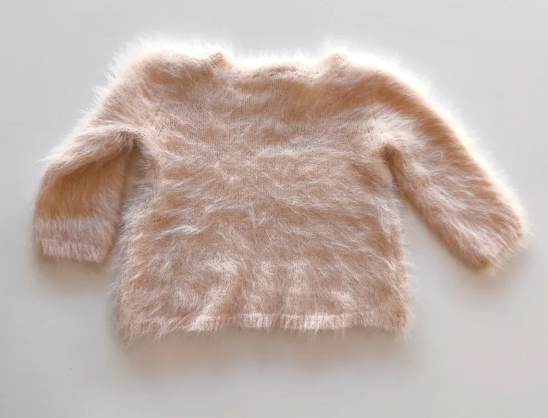 Sweater. crazy8. Talle 12 - 18 meses.