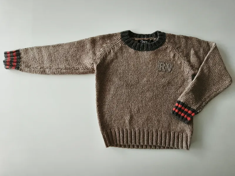 Sweater. guapa!. Talle 2.